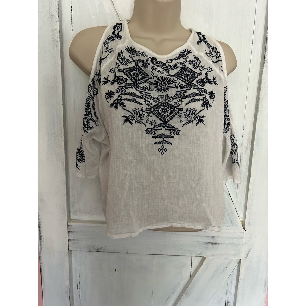H&M LOVES COACHELLA Peasant Crop Top